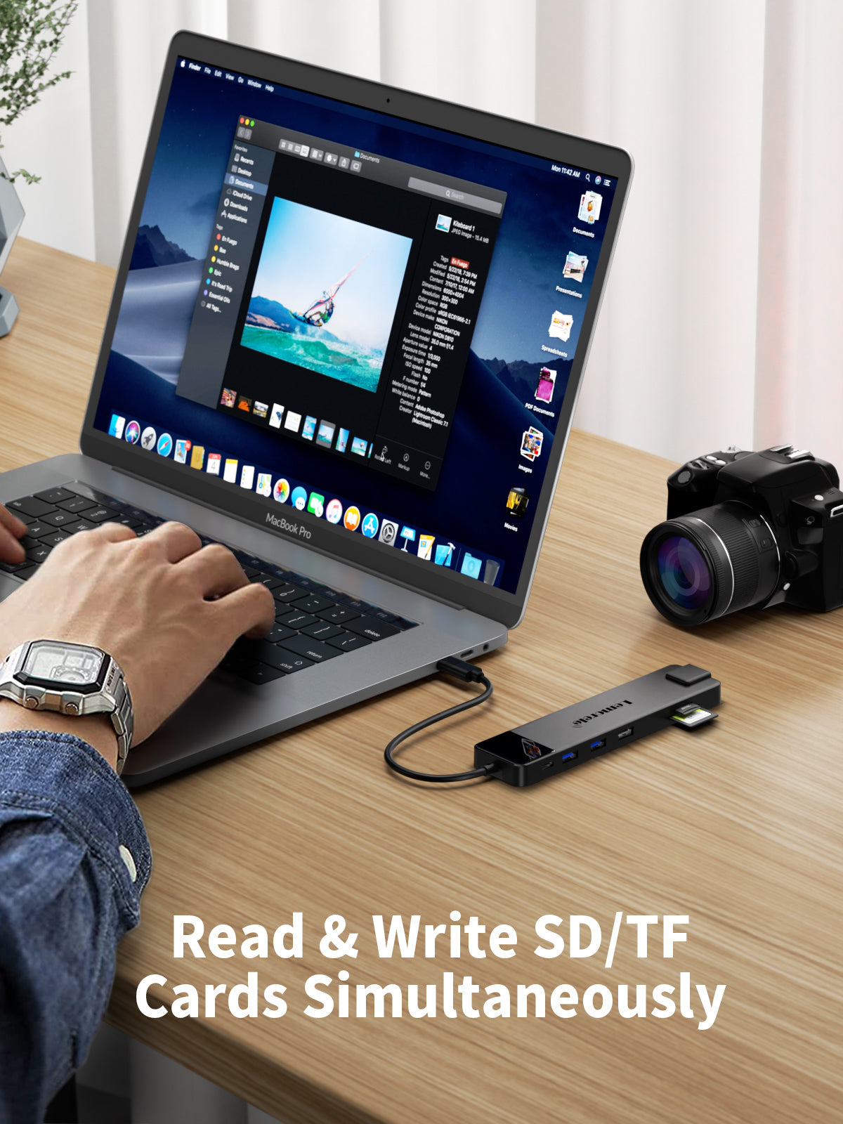 USB-C Docking Station